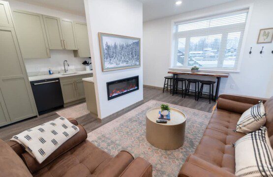 2a481f41 2975 4a JYWUQ