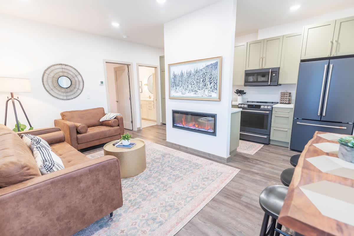 49caeb31 b92a 43 yMVLo