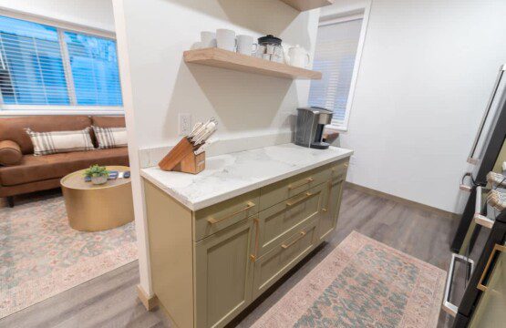 72a222d0 c464 44 0JvdW