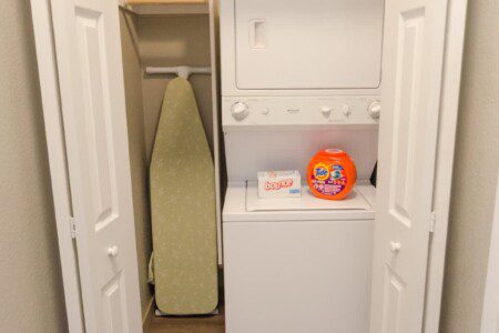 b64fcf88 e8d9 45 LQBqm