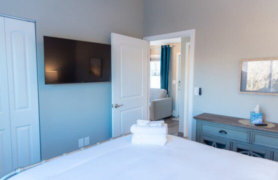 b6980110 85ae 4b 6L4mR