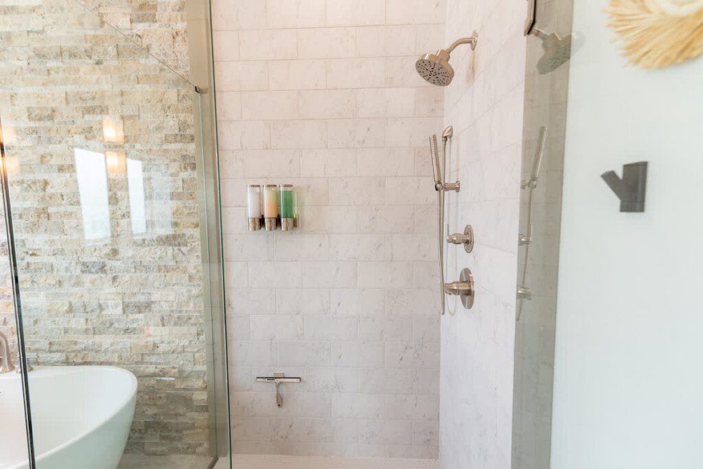 ed7367f4 613a 44 wDV3V