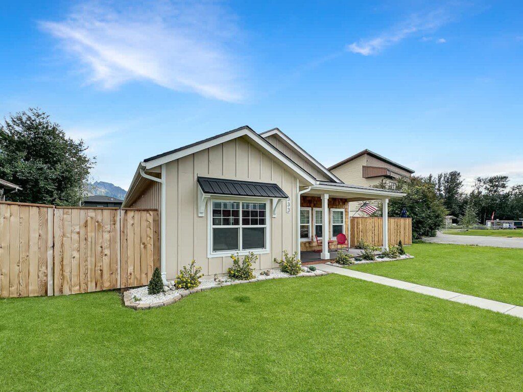 09c6dfba 2733 4e RzzeB