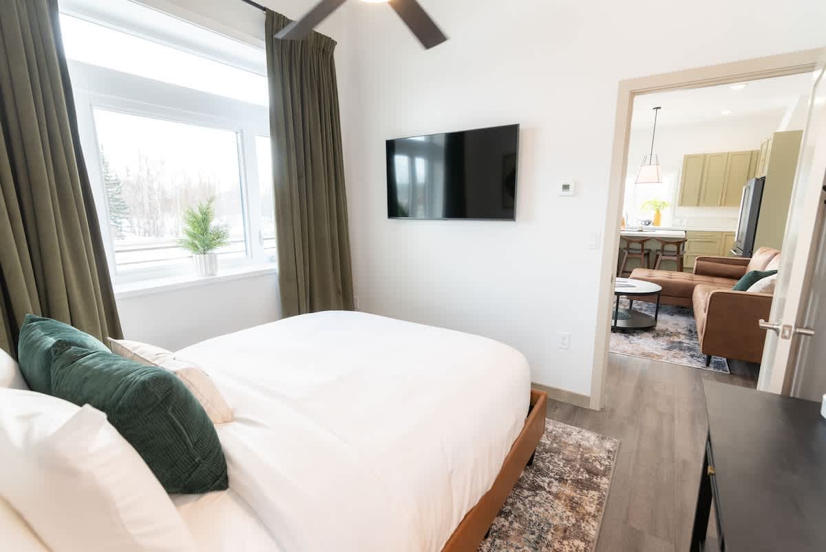 1ce11c77 ffc5 4e 0knB8