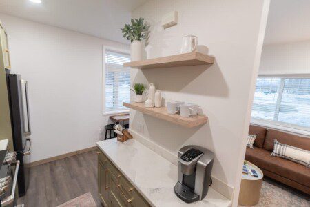 79ddef5e 759a 4f rd gV