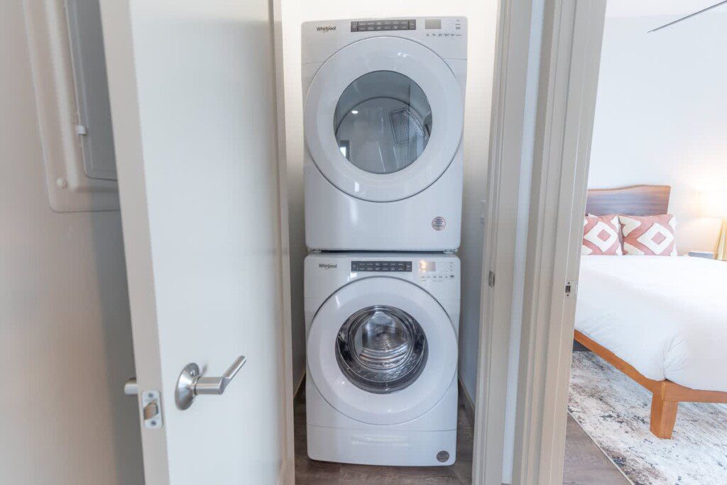 caf40eb8 2a1c 4c 2Ulp6