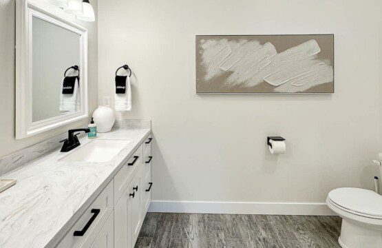 ea1d302d 7bd2 44 5NpXH